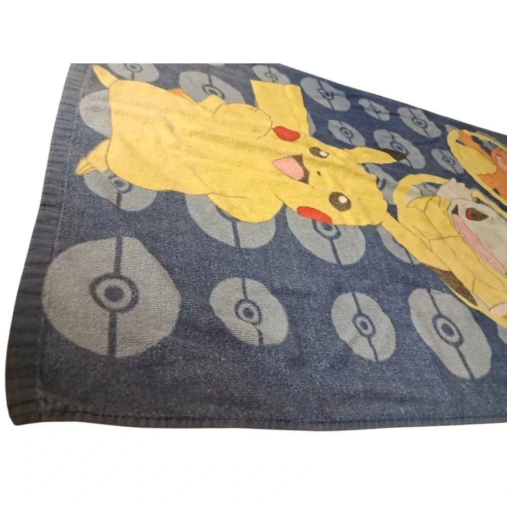 Vintage Pokémon Beach Towel 53x27 Pikachu Charizard Bulbasar Charmander 90s